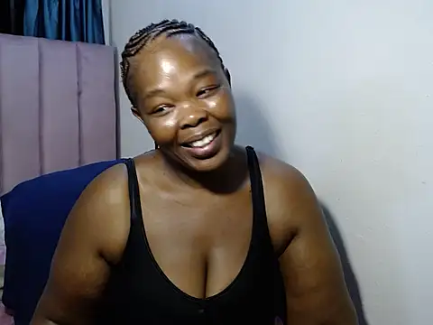 Snapshot of Hazel-nutt chatting on 03.14.25 Hazel-nutt online show from 03.14.25