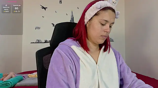 Sophie new25 online show from 04.16.26