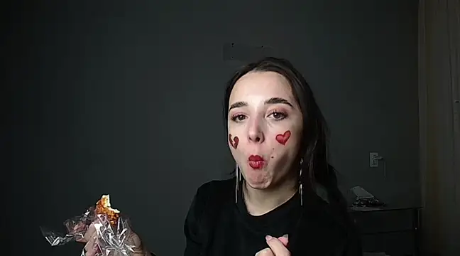 Eva Gloryy online show from 02.20.25