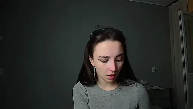 Eva Gloryy online show from 03.14.25