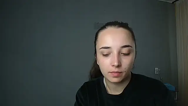 Eva Gloryy online show from 09.19.25