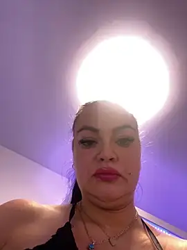 HotLivv69 online show from 10.21.25