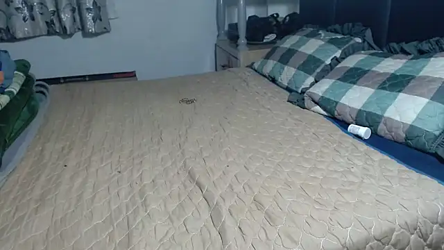 bubblendz1988 online show from 10.28.25