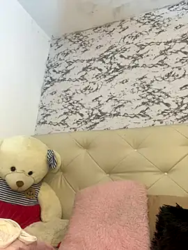 Snapshot of Lili__taylor chatting on 09.10.25 Lili taylor online show from 09.10.25