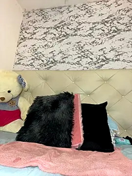 Snapshot of Lili__taylor chatting on 10.05.25 Lili taylor online show from 10.05.25