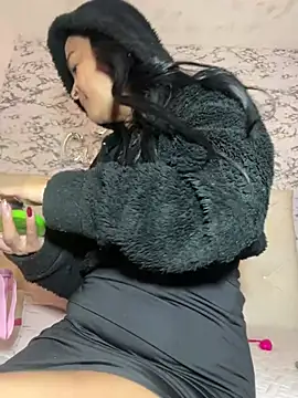 Lili  taylor online show from 03.02.26