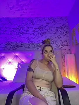 viktoria davis  online show from 02.03.25