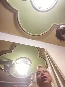 Snapshot of viktoria_davis_ chatting on 01.14.26 viktoria davis online show from 01.14.26