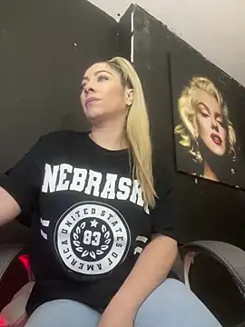 Snapshot of viktoria_davis_ chatting on 03.01.26 viktoria davis online show from 03.01.26