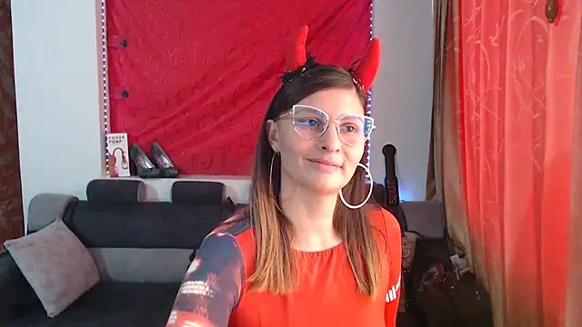 sachaclinford online show from 10.14.25