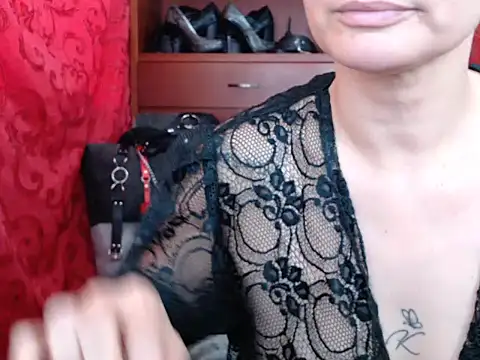 Snapshot of sachaclinford chatting on 05.06.26 sachaclinford online show from 05.06.26