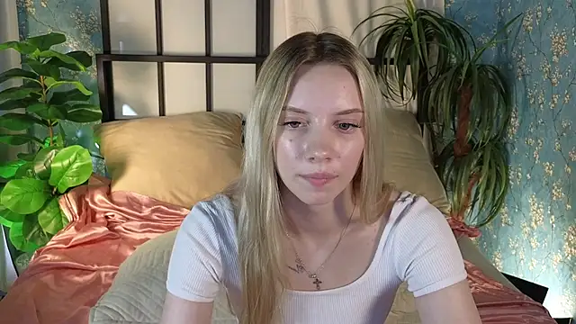 Snapshot of katt__y chatting on 07.01.26 katt y online show from 07.01.26