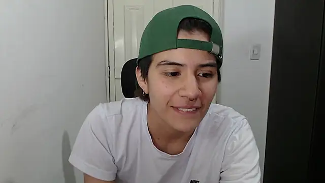 Snapshot of Dha_lia0 chatting on 01.24.25 Dha lia0 online show from 01.24.25