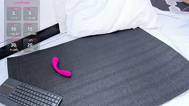 ValeriaOrtega online show from 02.07.25