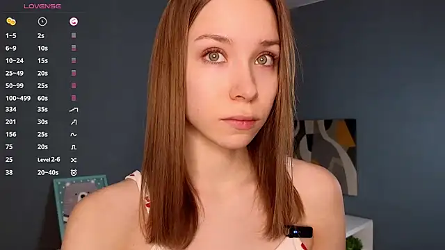 Snapshot of HildaFerrett chatting on 02.26.25 HildaFerrett online show from 02.26.25