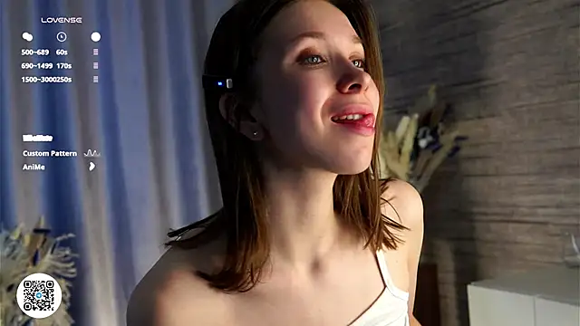 Snapshot of HildaFerrett chatting on 03.09.25 HildaFerrett online show from 03.09.25