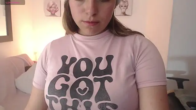 Kitten Cam online show from 12.14.25