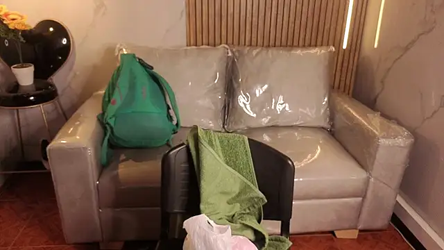 Snapshot of Kitten_Cam chatting on 06.23.26 Kitten Cam online show from 06.23.26