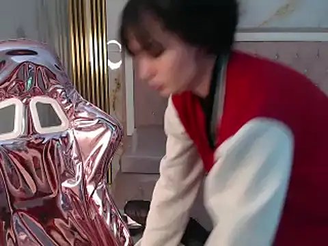 shalon diaz s online show from 03.04.25