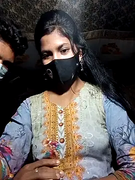 Hot couple 1 online show from 03.07.25