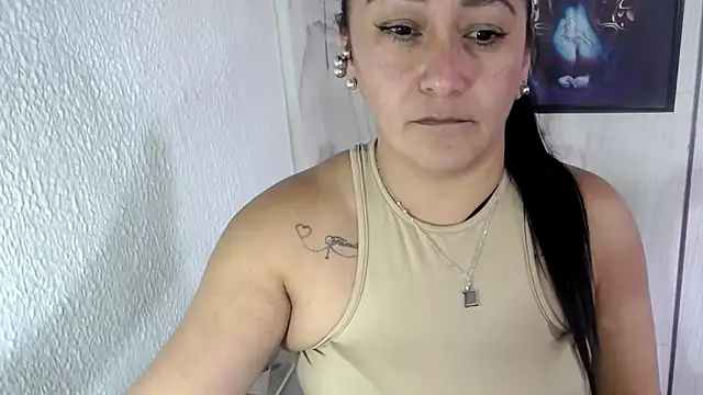 JULIANAWET69 online show from 02.19.26