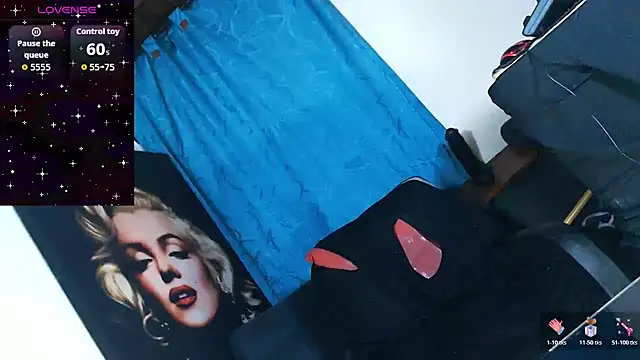 Snapshot of licy_blonde_hot chatting on 02.28.26 licy blonde hot online show from 02.28.26