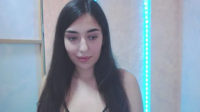 Snapshot of Lovelllyy chatting on 03.16.25 Lovelllyy online show from 03.16.25