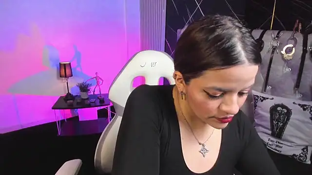 victoria  floyd online show from 02.06.26