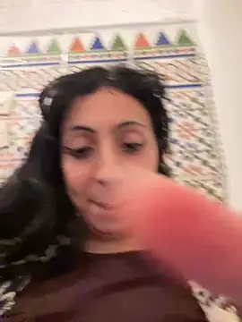 majdolin78 online show from 02.26.25