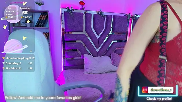 Aurora thomas  1 online show from 01.24.25