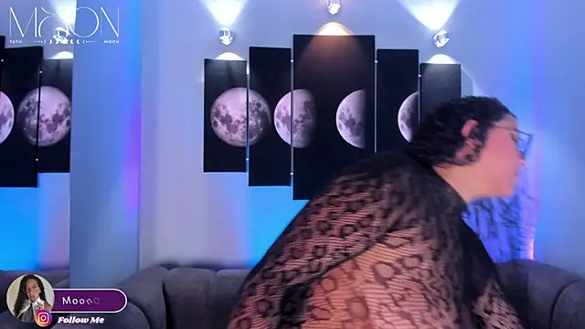 tatii moon online show from 10.28.25