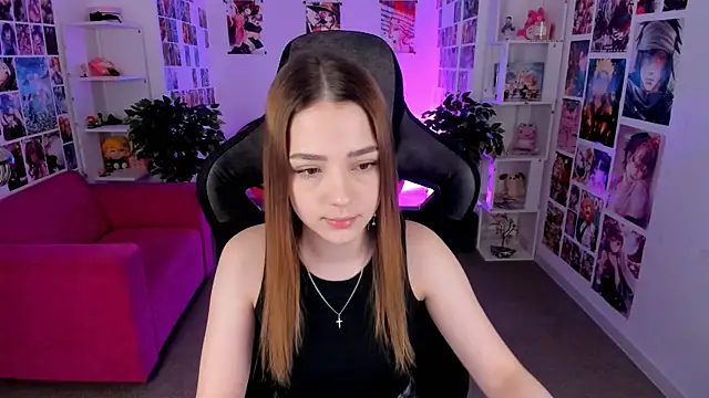 PamBeesly online show from 02.27.25