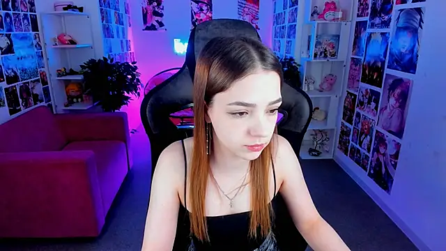 PamBeesly online show from 03.12.25