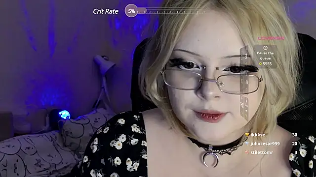 Snapshot of Electro_doll chatting on 03.06.25 Electro doll online show from 03.06.25