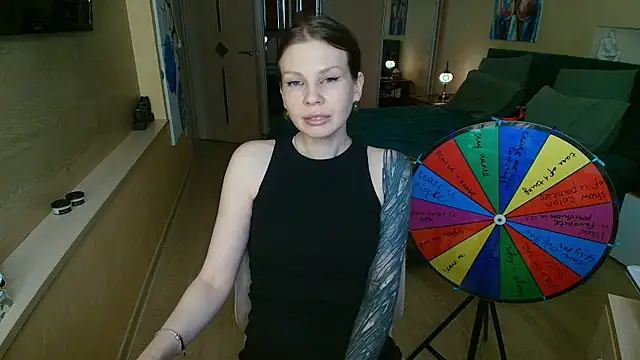 ReginaSparkle online show from 04.14.26