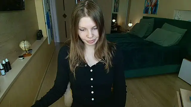 ReginaSparkle online show from 04.17.26