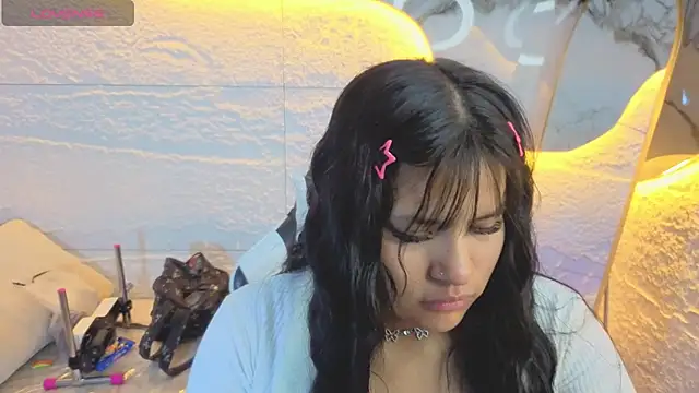 Snapshot of Paulette_v chatting on 07.18.26 Paulette v online show from 07.18.26