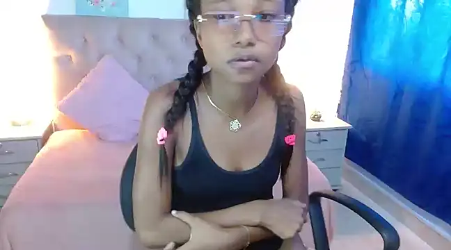 LITTLEDOLLHOT online show from 01.24.25