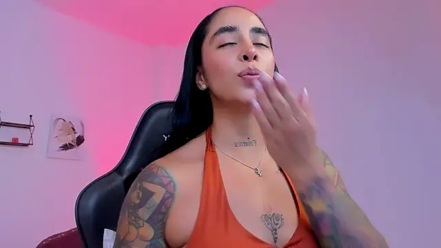 sophierooy22 online show from 02.05.26