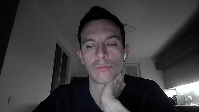 Snapshot of Masterclassyfeet chatting on 03.19.25 Masterclassyfeet online show from 03.19.25