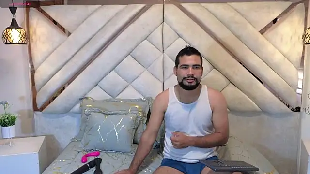 luxurycoupl online show from 01.29.25