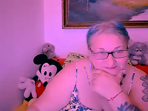 mayamayx online show from 10.26.25