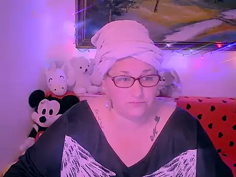 mayamayx online show from 11.22.25