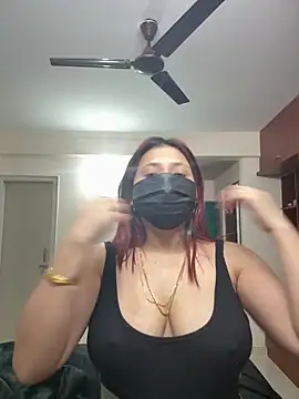 Snapshot of Hotcouples14 chatting on 09.27.25 Hotcouples14 online show from 09.27.25