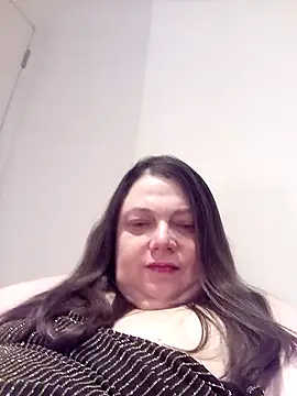 HotHornyEmmaX online show from 02.14.25