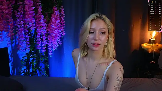 Snapshot of SallyCha chatting on 02.20.25 SallyCha online show from 02.20.25