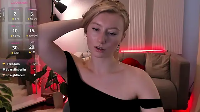 Snapshot of Rachel_Rut chatting on 02.28.25 Rachel Rut online show from 02.28.25