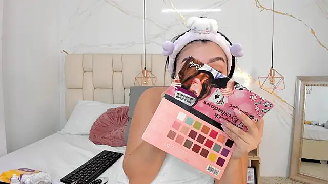 Snapshot of fierygroup chatting on 02.23.25 fierygroup online show from 02.23.25