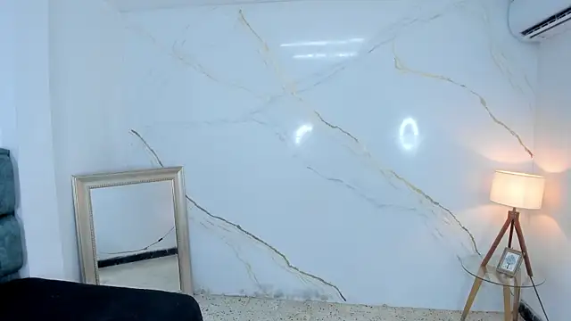 Snapshot of fierygroup chatting on 10.15.25 fierygroup online show from 10.15.25