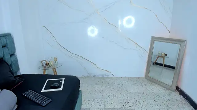 Snapshot of fierygroup chatting on 12.16.25 fierygroup online show from 12.16.25